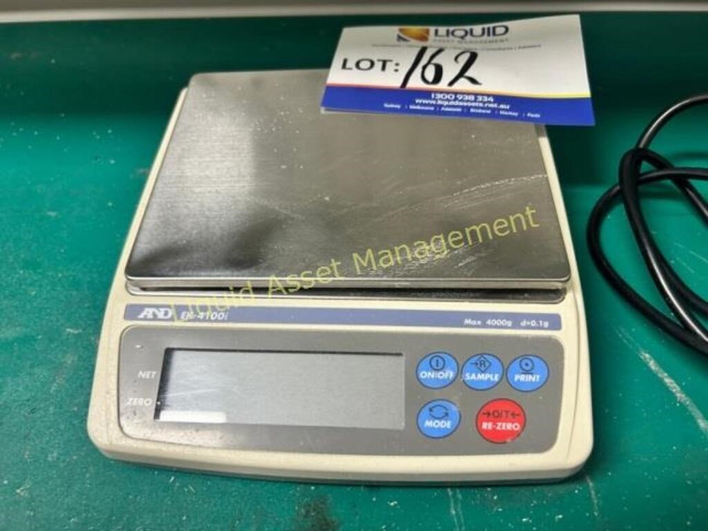 AND EK-4000i 4KG Digital Scale