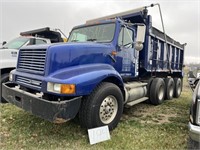2000 International 2674 Dump Truck