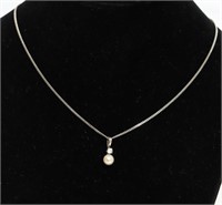 STERLING SILVER PEARL PENDANT NECKLACE