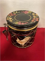 Rooster canister