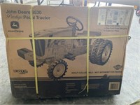 Ertl JD 8530 Pedal Tractor