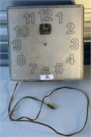 Vintage John Deere Lighted Clock