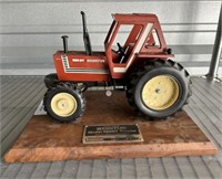 JLE Hesston Model 980 DT Tractor