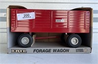 ERTL Case IH Forage Wagon