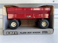 ERTL Case IH Flare Box Wagon