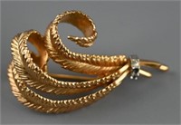 Gorgeous 1965 Grosse Germany three feather brooch