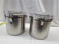 Lot of two Metal Canisters