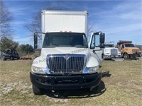 2012 International 4300 cargo truck. 173963