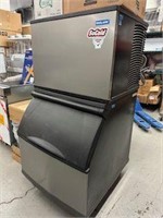 Used-Koolaire KDO250-161 w/bin