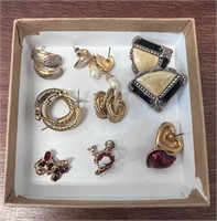 8 Pairs VTG earrings including Avon!