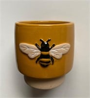 Large Bumblebee planter plant pot New