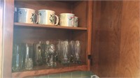 Glass ware & mugs
Cabinet Lot