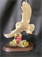 Country Artists Owl Resin Figure