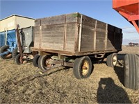 Barge Box w/ Hoist