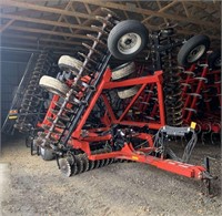 Case IH 330 Turbo True Tandem Disk 30'