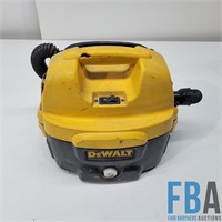 Dewalt Wet/Dry Portable Plug In Vacuum