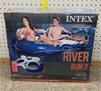 Index river run2 two person lounge NIB