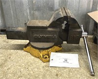 Olympia 616 Vise