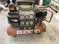 Ridgid Air Compressor - Needs Work