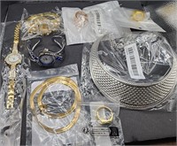 8 PC New Mixed Costume Jewelry Lot 14K PCS