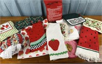 Oven Mits and Kitchen Linens