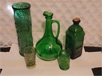 Vintage Green Glassware Lot 2