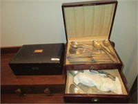 2 wooden boxes & silverware