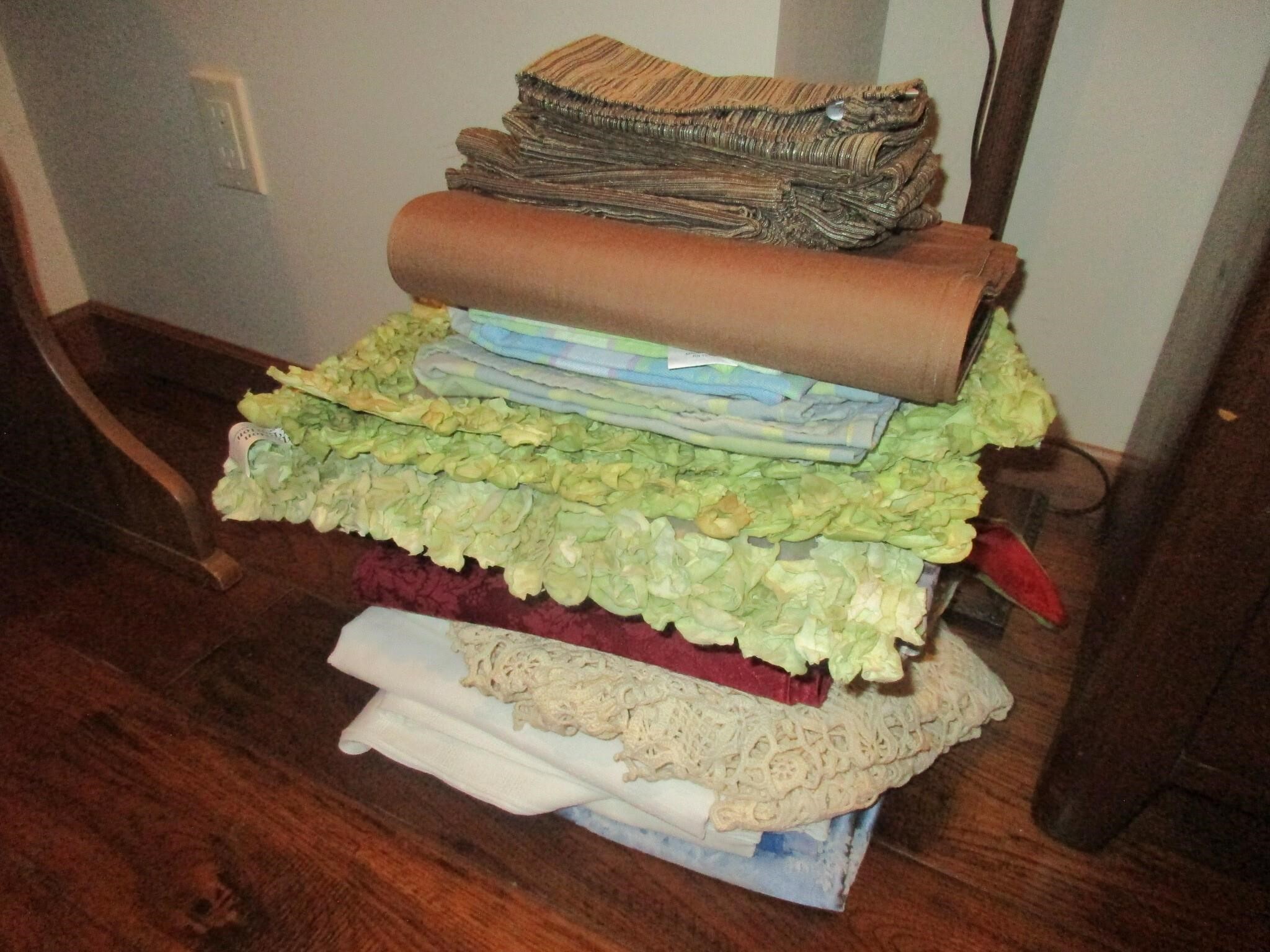 $Deal Assorted Table Linens