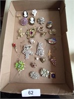 Assorted Brooches & Other