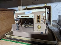 Singer 301A Sewing Machine w/ Case