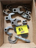 flat of Snap-On and Armstrong wrench heads