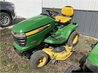 JD x320 Riding Mower (2008)*************