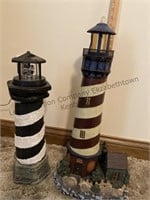 2 lighthouses