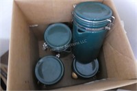 4 ceramic cannisters