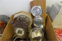 2 boxes clocks - functionality unknown