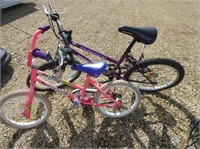 2 kid's bikes