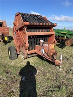 Hesston 5500 Round Baler