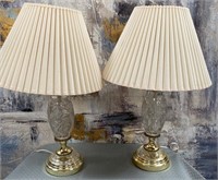 11 - PAIR OF MATCHING TABLE LAMPS