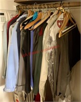Women’s Coats & Jackets Mostly Size M/L (Entry