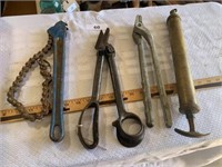 Grease Gun, Rigid Pipe Vise & other