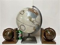 Globe terrestre +serre-livres fait Italie en bois