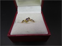 10 K Yellow Gold Gemstone Ring Size 6 , 1.64 Grams