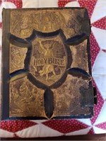 LARGE ANTIQUE PICTORIAL FAMILY BIBLE
