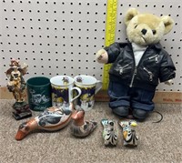Figurines, cups, Biker bear