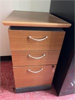 3-Drawer File Cabinet with Keys 23.5x17x30