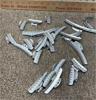 Lot of GOODY wave clamps