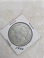 1922 Silver peace dollar.