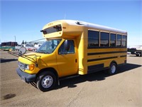 2008 Ford E450 Passenger Bus