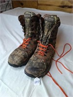 RED HEAD BOOTS SIZE 10.5