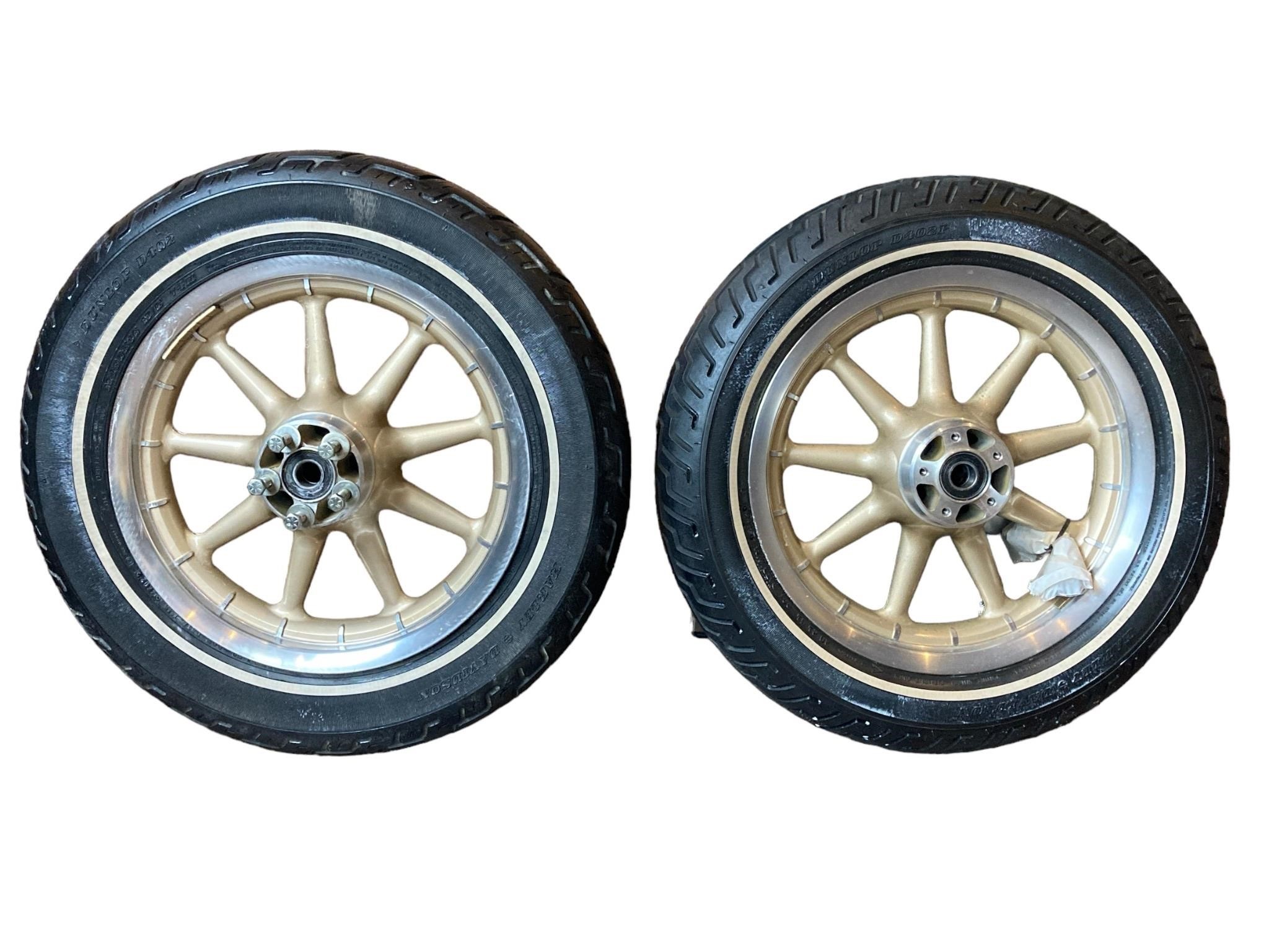Pair Of Dunlop D402 Tires For Sportsters
